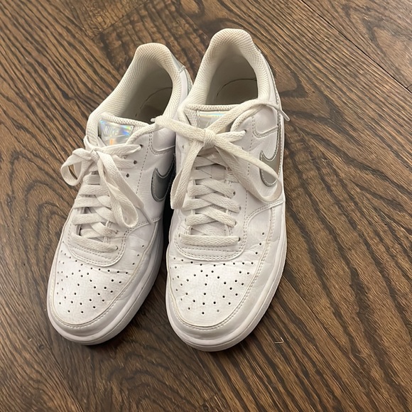 nike holographic air force ones - Picture 3 of 5